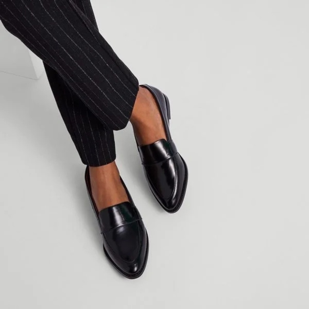 Matt & Nat patent black penny loafers / flats size 8.5/39